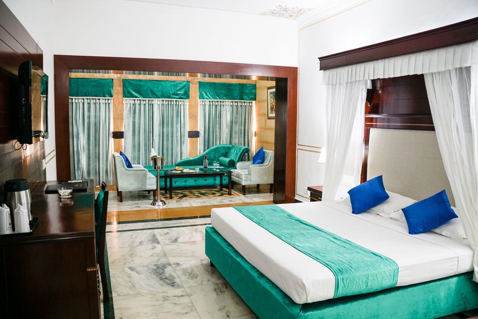 Hotel Rang Mahal Джайсалмер Экстерьер фото