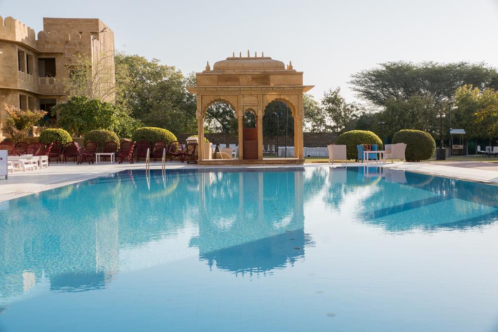 Hotel Rang Mahal Джайсалмер Экстерьер фото