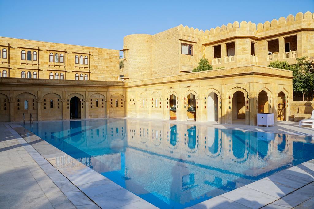 Hotel Rang Mahal Джайсалмер Экстерьер фото
