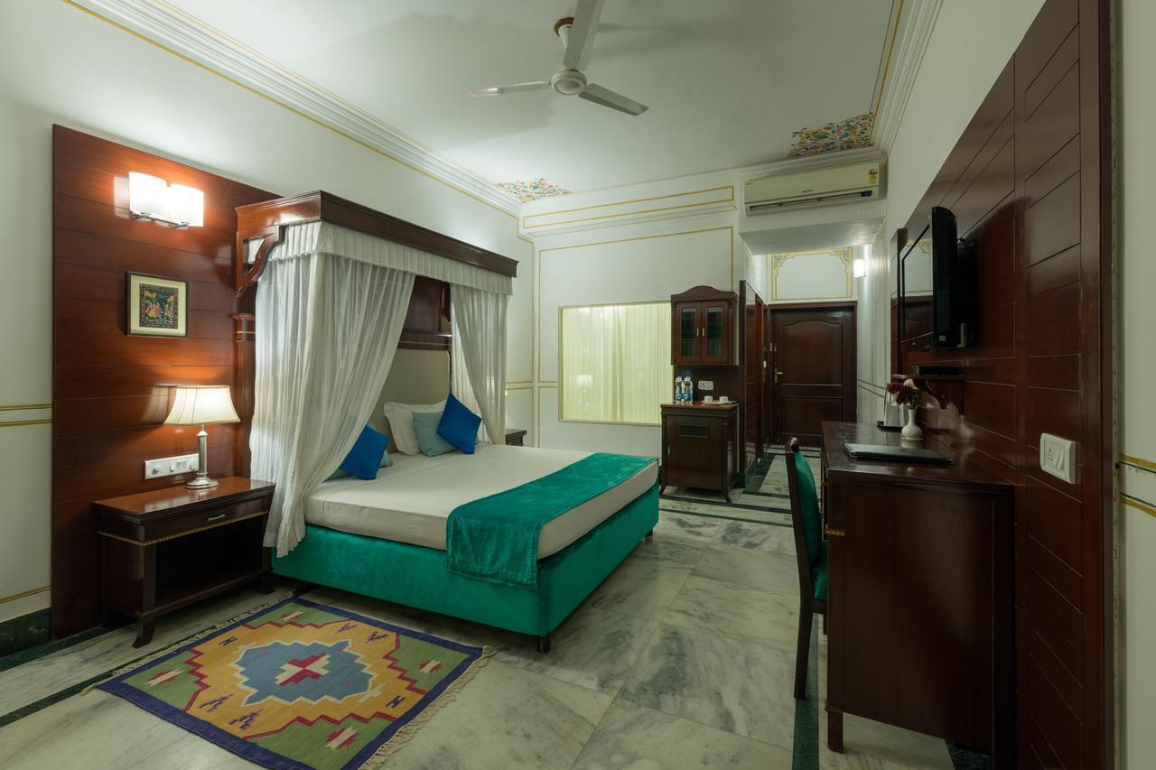 Hotel Rang Mahal Джайсалмер Экстерьер фото